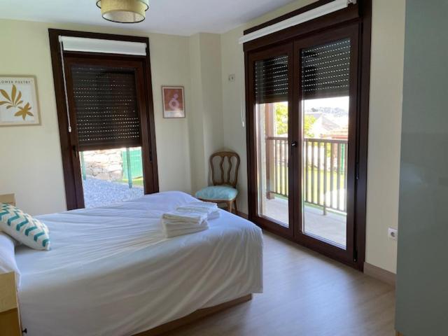 Casita Independiente Y Tres Apartamentos Con Piscina Ladeira Playa Baiona Exterior foto